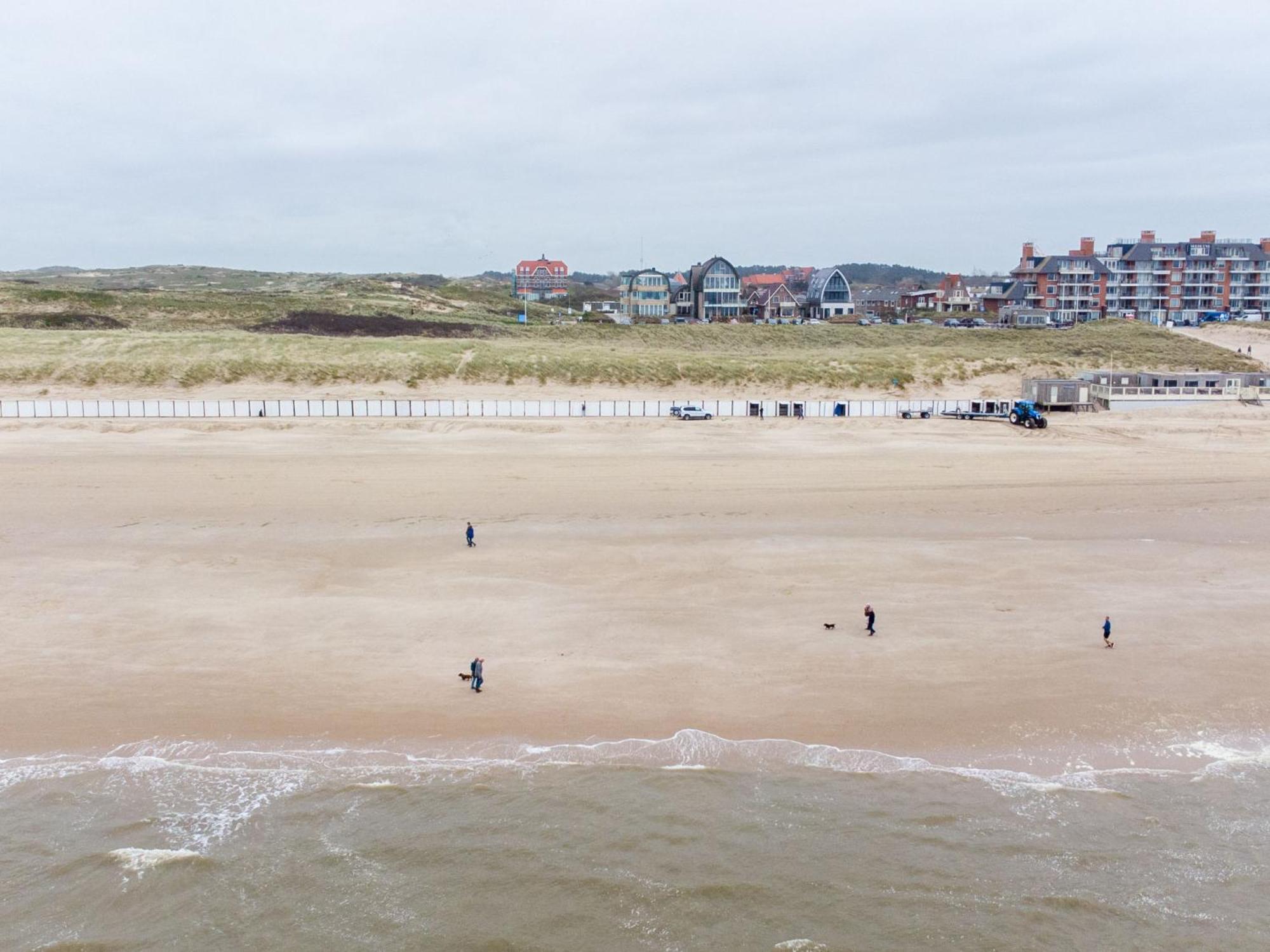 Holiday Home De Zeeparel 에크몬드안지 외부 사진